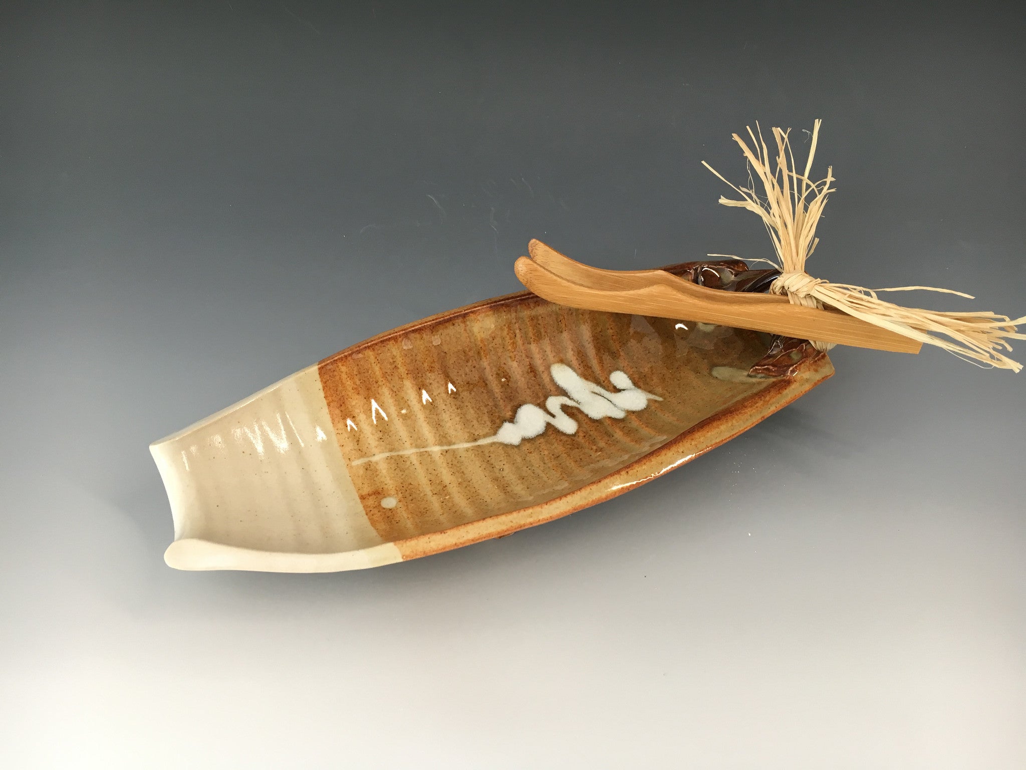 Asparagus Tray W/ Wooden Tongs